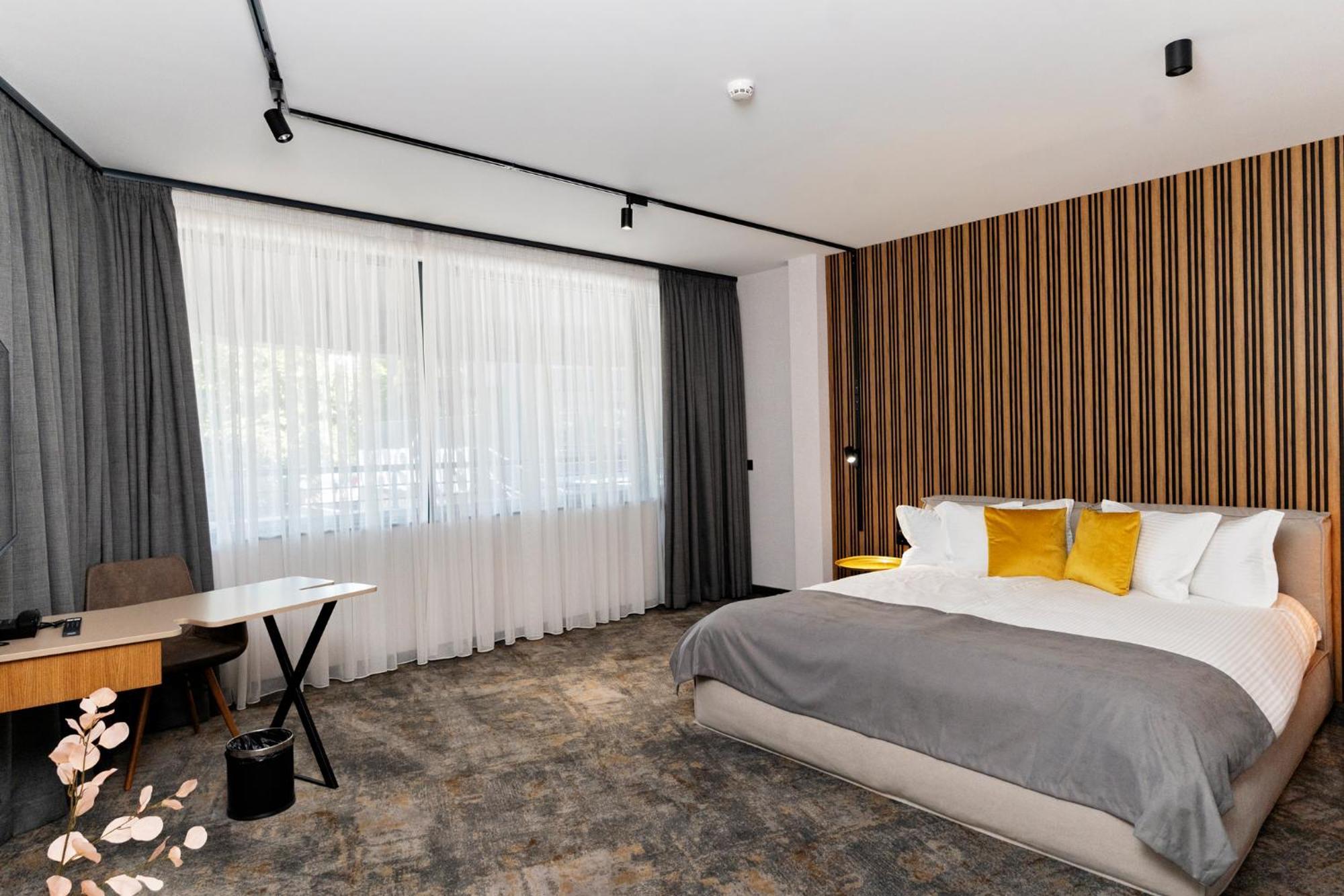 Mm Boutique Hotel Burgas Luaran gambar