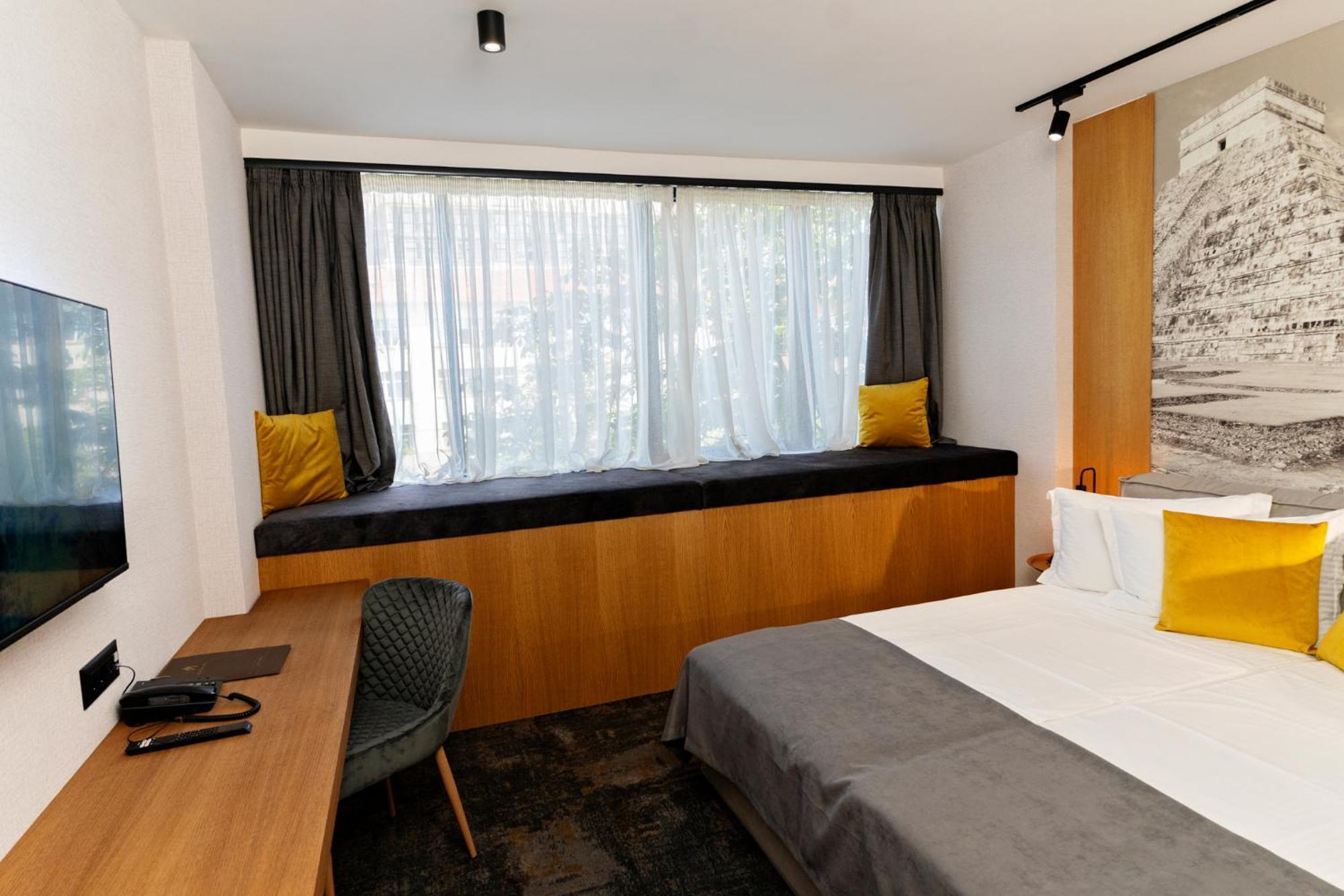 Mm Boutique Hotel Burgas Luaran gambar