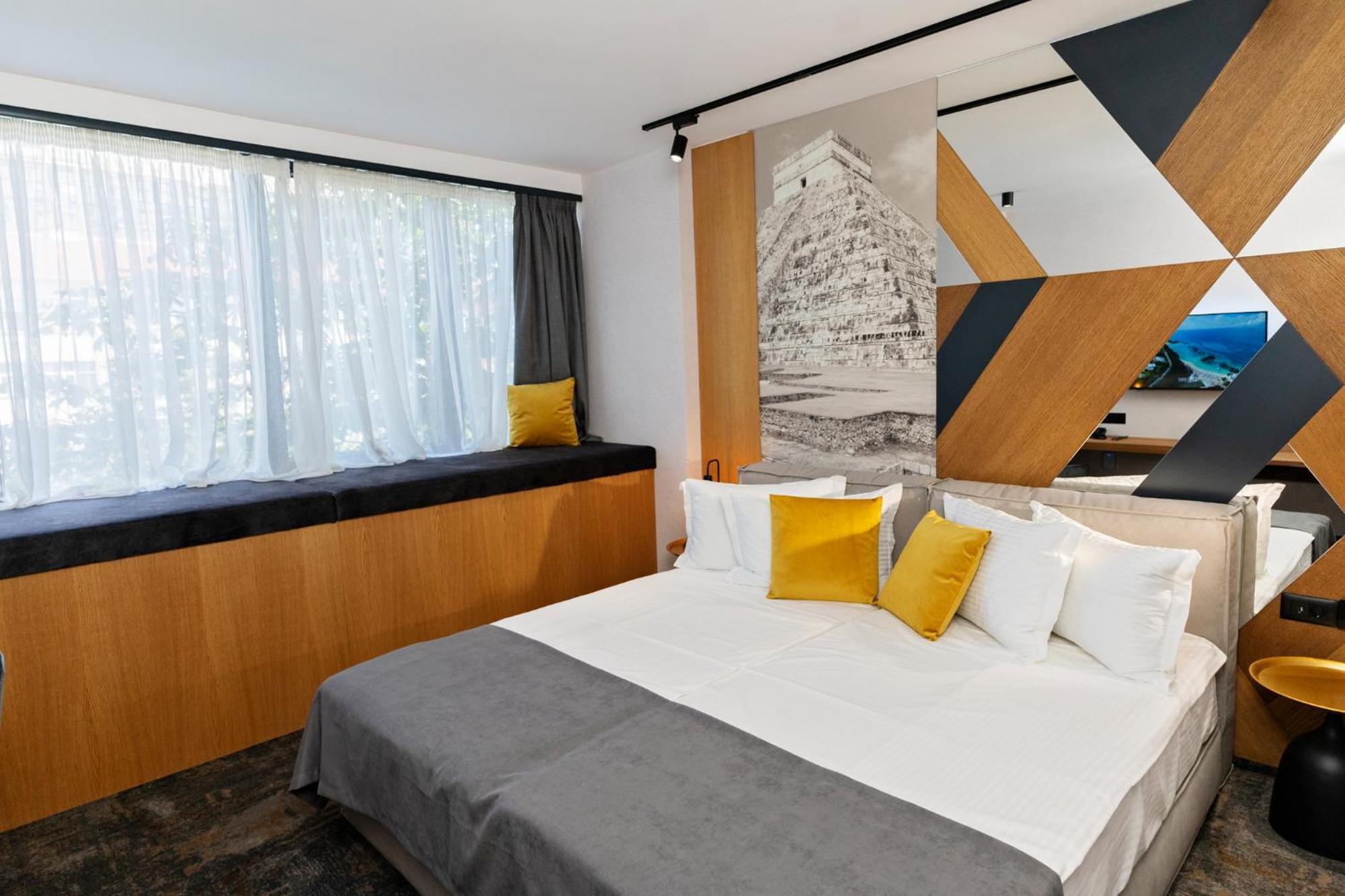 Mm Boutique Hotel Burgas Luaran gambar